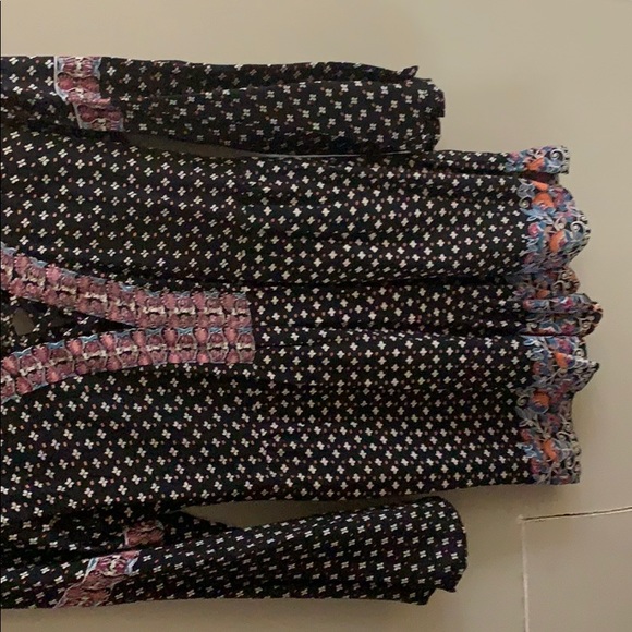 NWT Romper - Picture 2 of 5